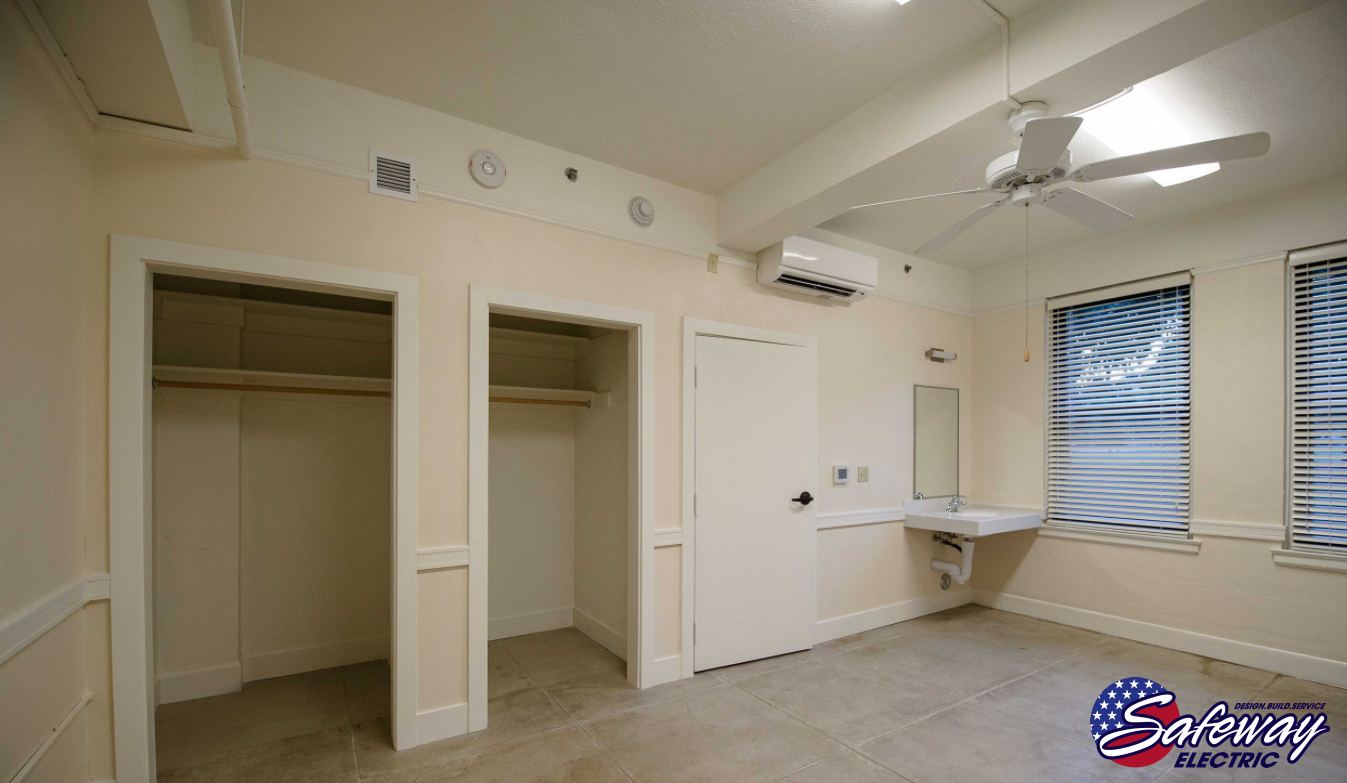 University of Redlands - Grossmont Hall